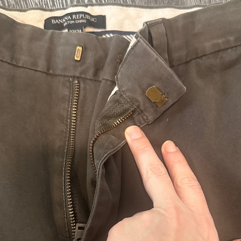 Banana Republic Men's green Chinos - Picture 5 of 11